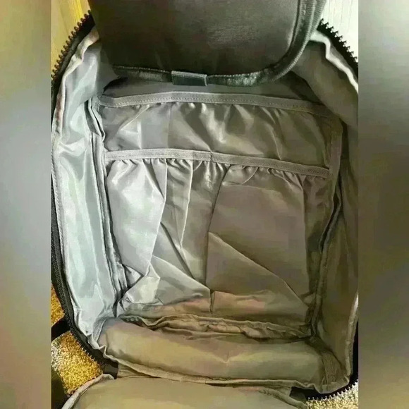 Outdoor waterproof Baby Diaper Bag Backpack - Picture 7 of 8